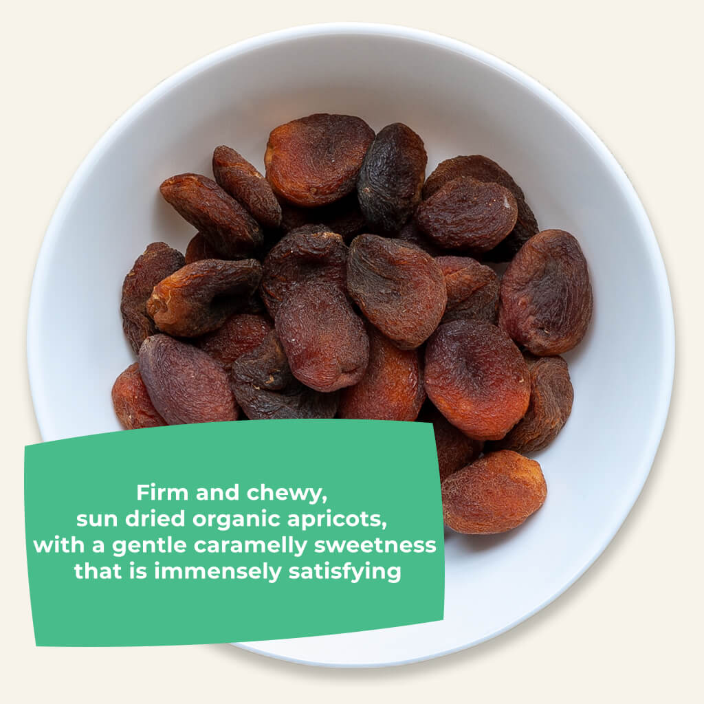Organic dried apricots